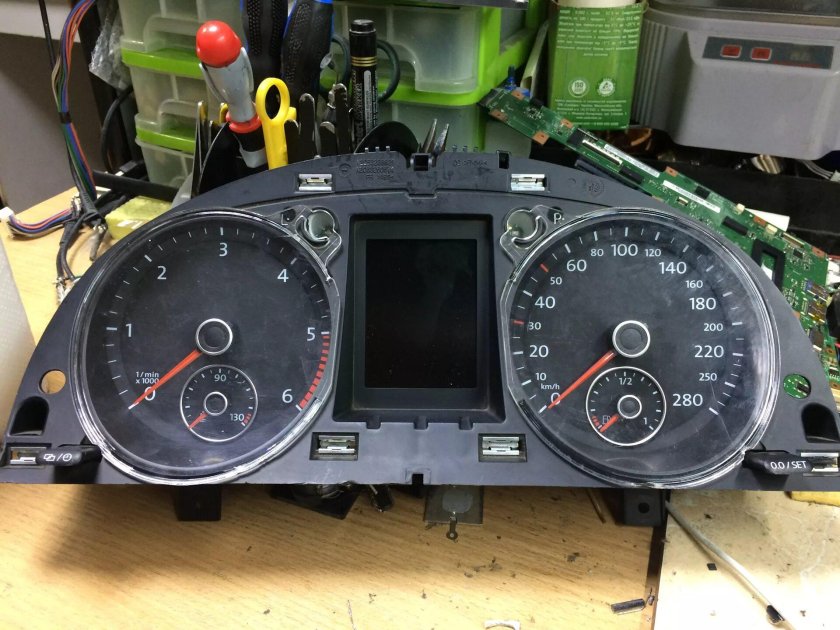 Приборка Пассат б6