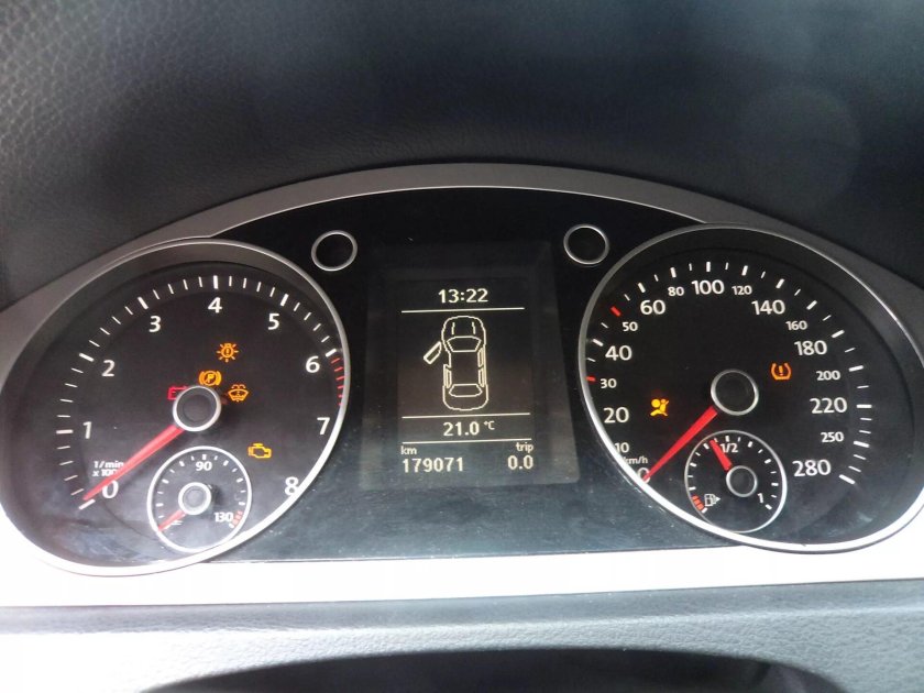 Приборная панель Passat b6 дизель