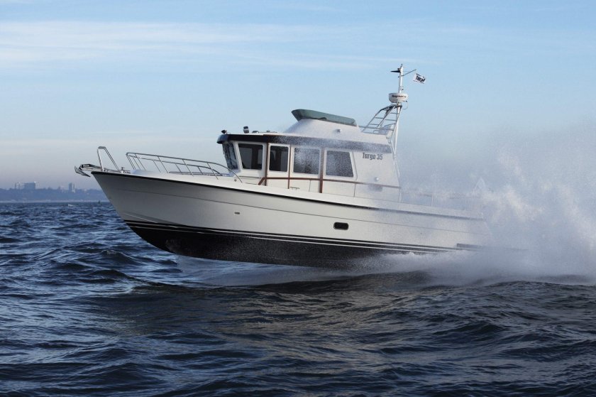 Targa катер