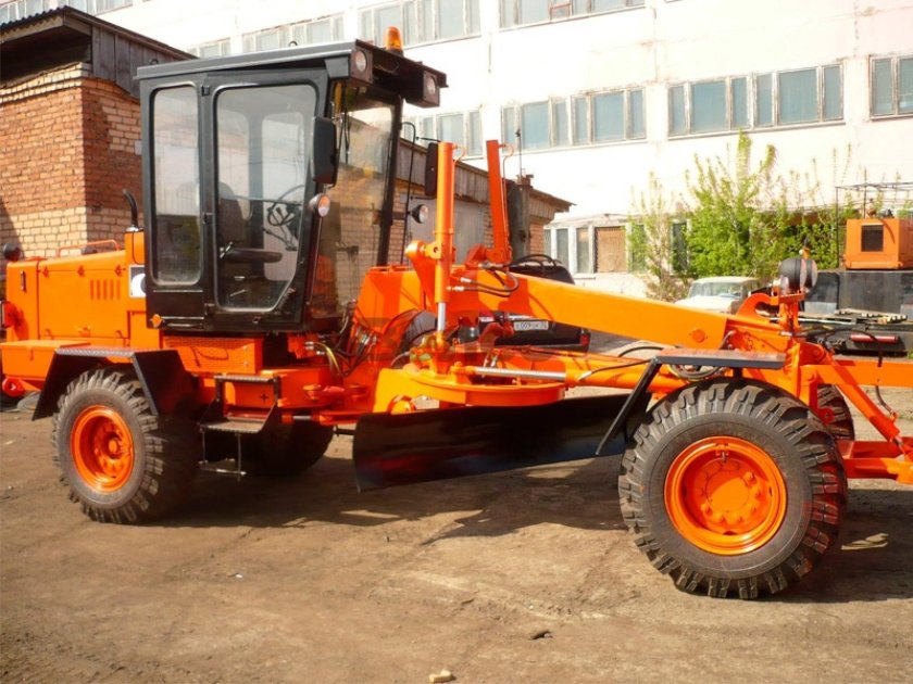 Грейдер ГС 10.01