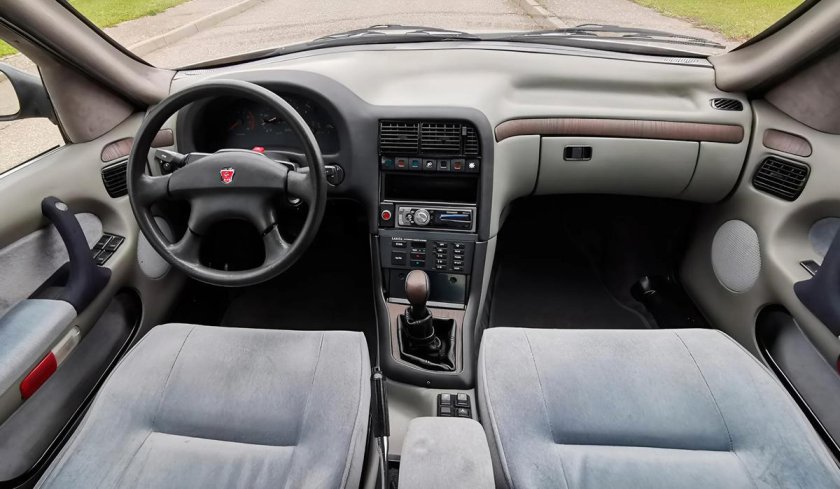 ГАЗ-3105 Волга салон