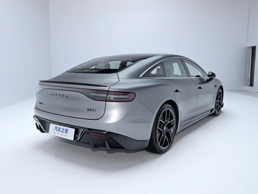 Люксид автомобиль