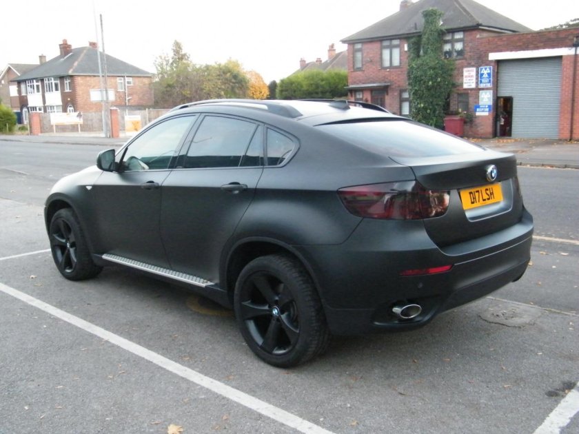BMW x6 Black Matte