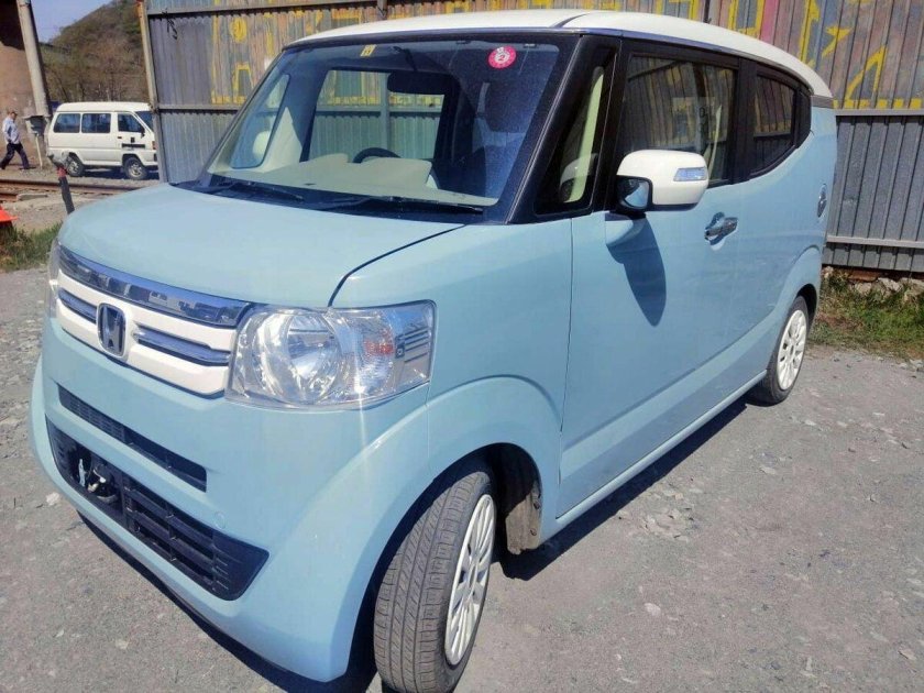 Хонда н бокс купить с интересной расцветкой белая с синей