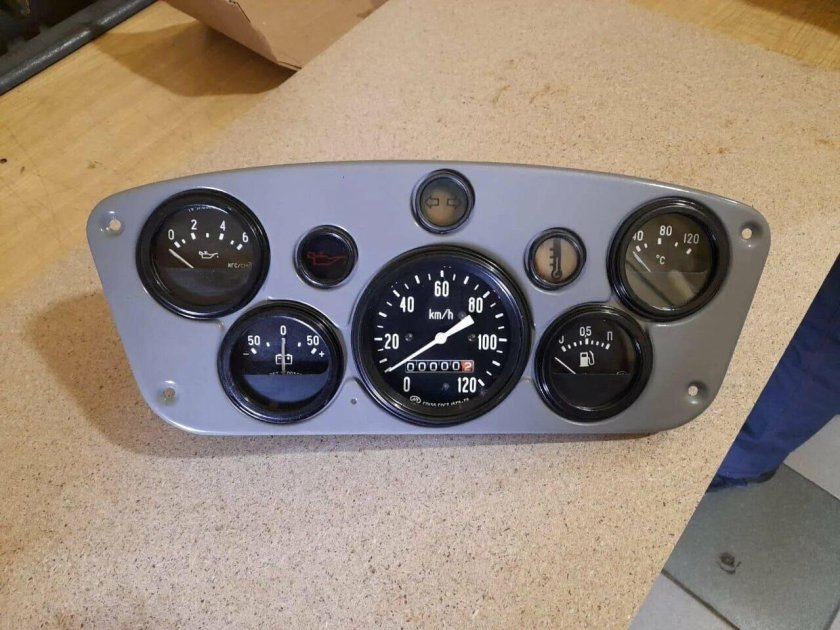 Щиток приборов кп121г для ГАЗ-66