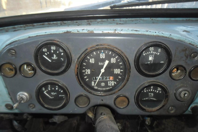 Щиток приборов ГАЗ 3307