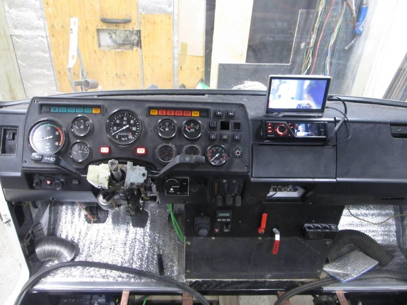 ГАЗ 3309 дизель в кабине