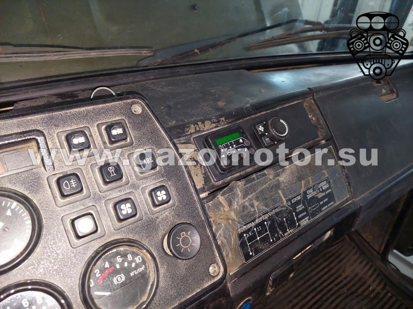 Панель приборов ГАЗ 3308 бензин