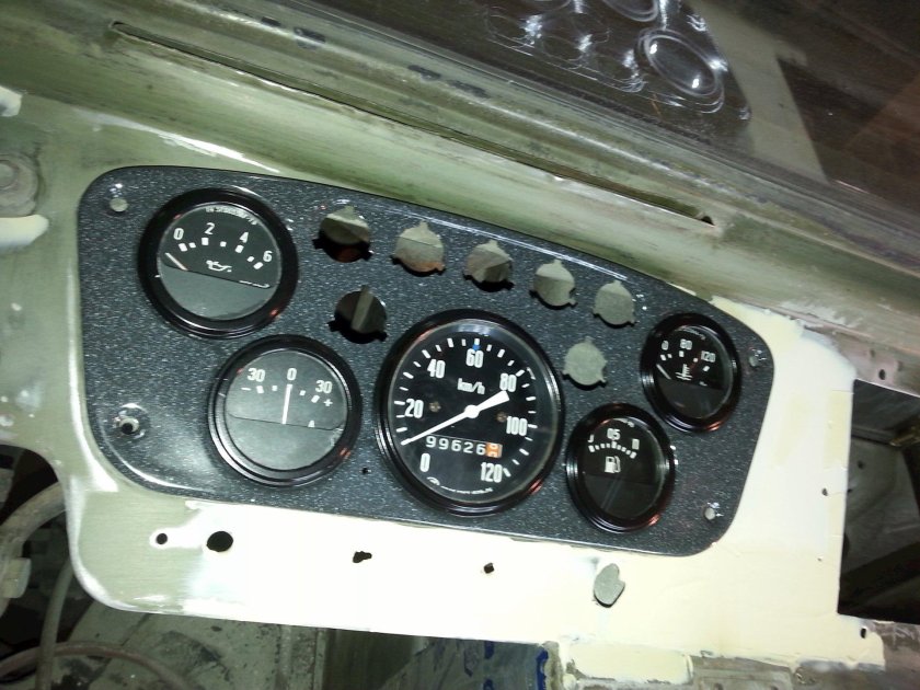 Щиток приборов ГАЗ 66