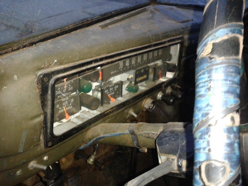 Приборная панель ГАЗ 63