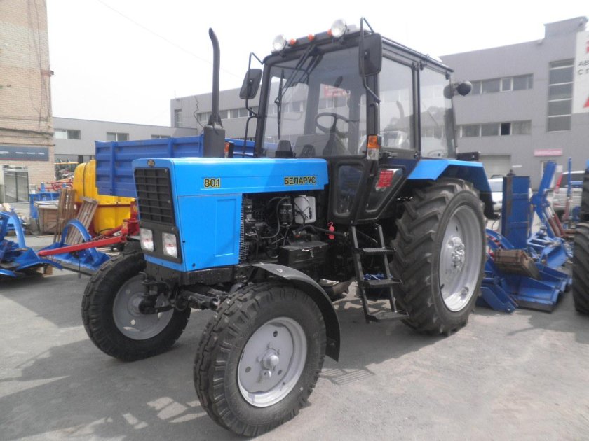 Трактор Беларусь 80.1