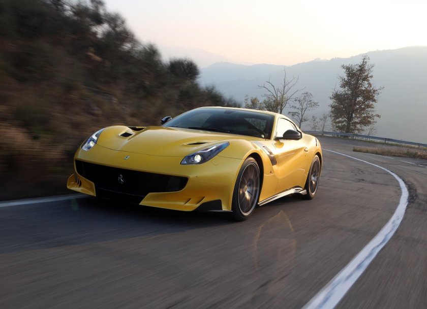 Ferrari f12 TDF 2015