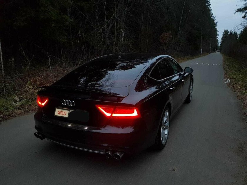 Ауди а7 черная