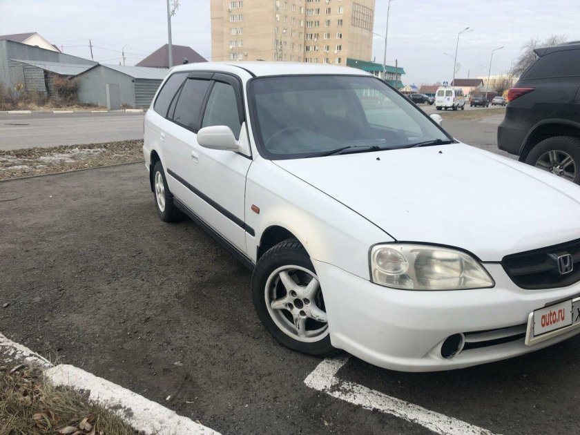 Хонда Орхия 1999