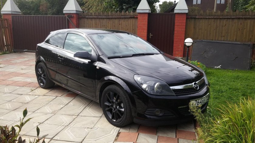 Опель Астра h GTC 2008