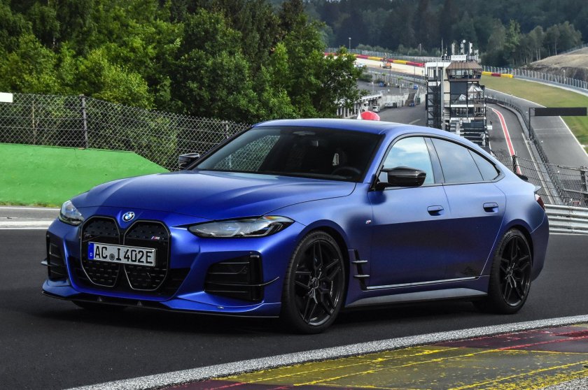 БМВ последняя модель 2022