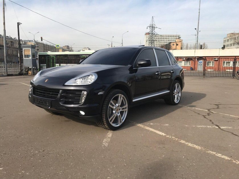 Porsche Cayenne 957 черный
