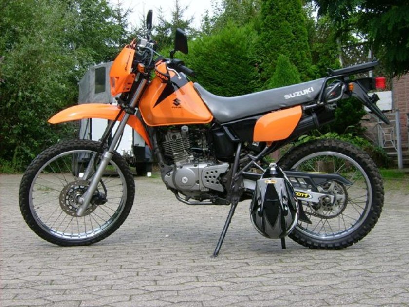 Suzuki Dr 125