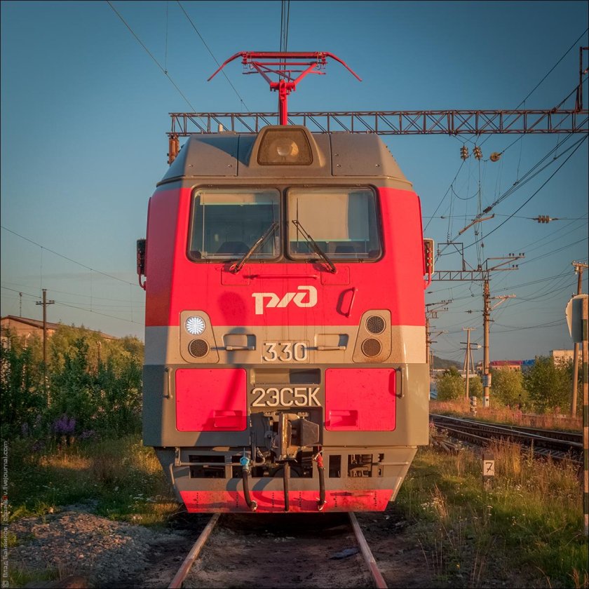 Электровоз 2эс5к