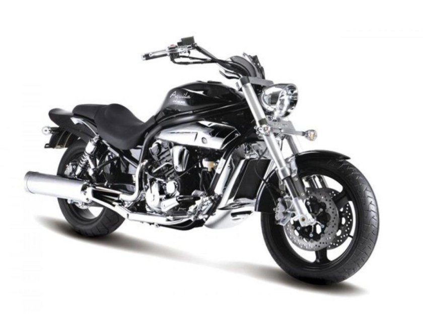 Хьюсонг Аквила 650