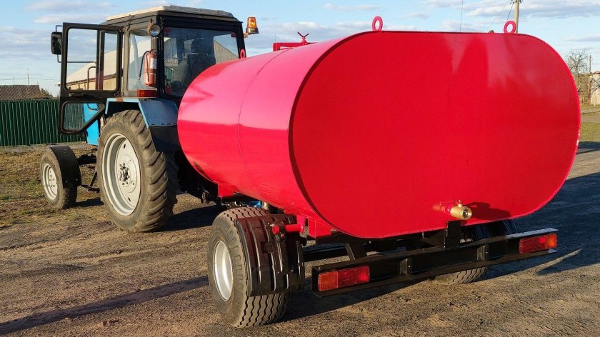 Цистерна прицепная поливомоечная ZKT-5