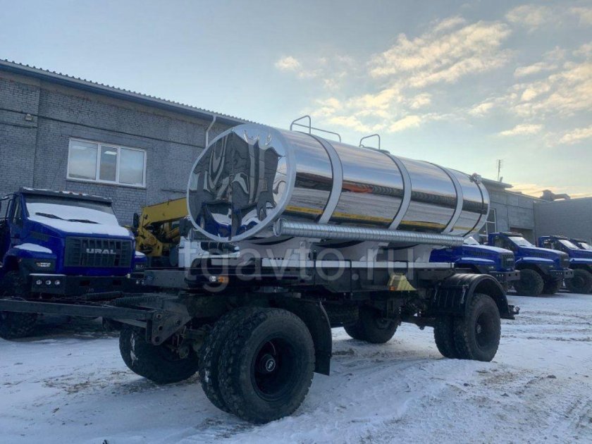 Прицеп-цистерна ПЦ-86111-02