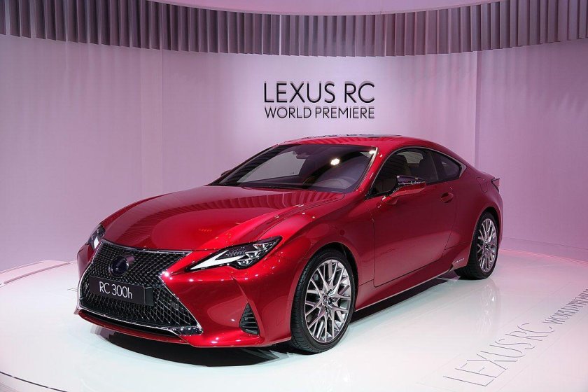 Lexus rc300h
