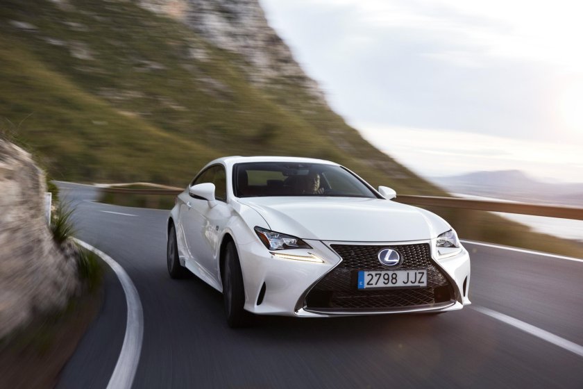 Lexus rc300h