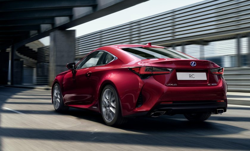 Lexus rc300h