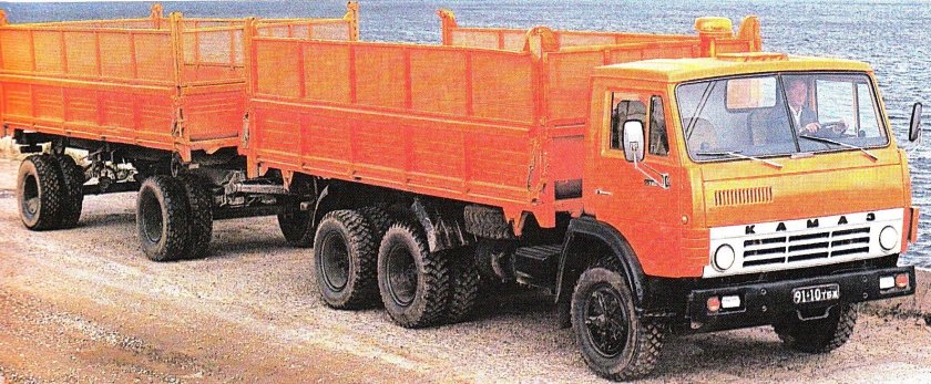 Грузовик КАМАЗ 55102