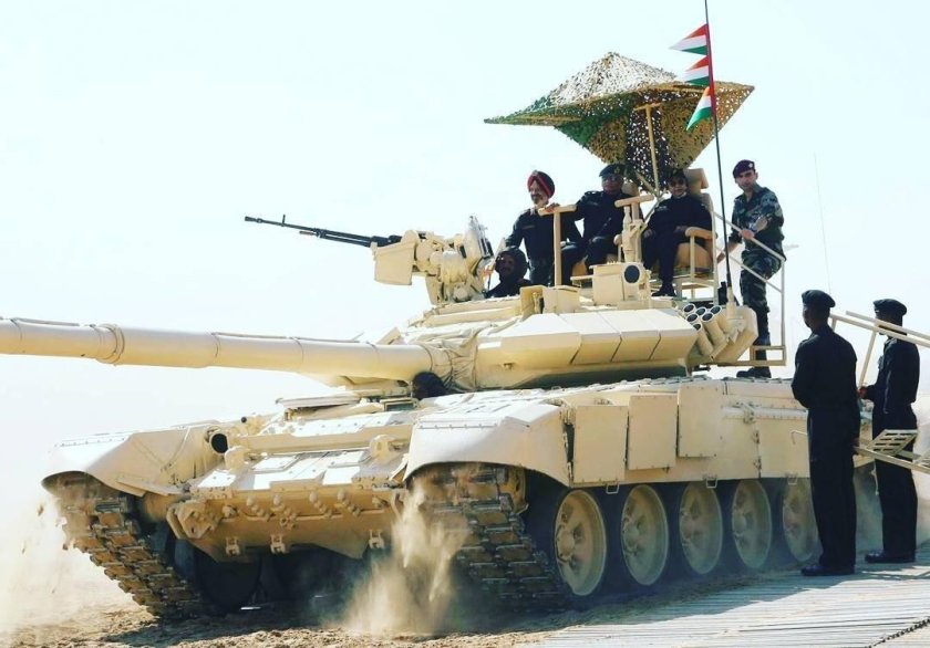 Танки в Индии т-90