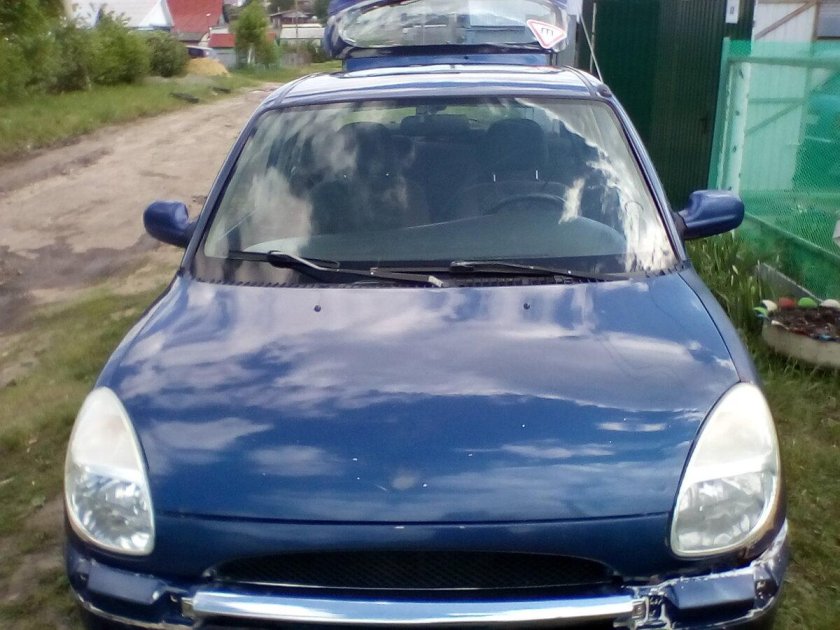 Daihatsu Sirion 1.0 МТ, 1999,