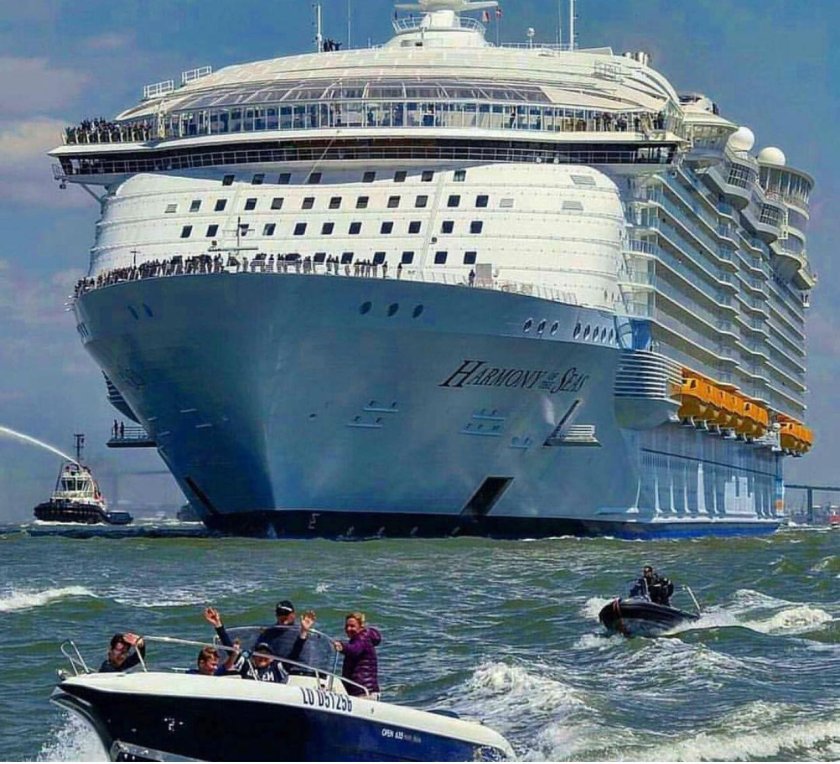 Самый большой круизный лайнер в мире