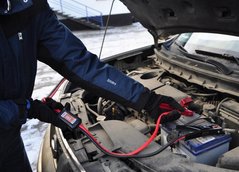 Прикурить аккум от xc70