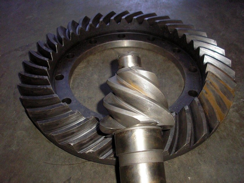 Гипоидная шестерня редуктора