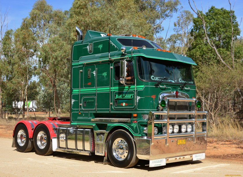 Тягач Kenworth k200