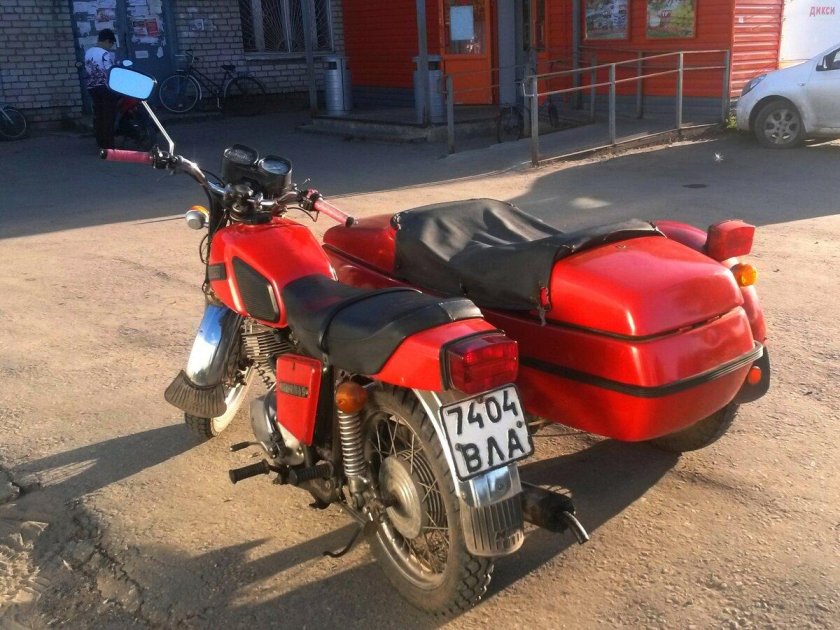 Мотоцикл ИЖ Планета 5 с люлькой
