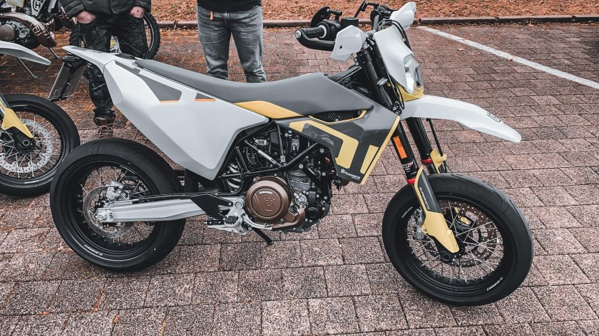 Husqvarna 701 Supermoto