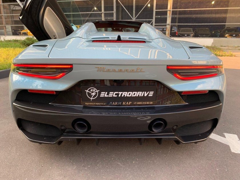 Мазерати родстер