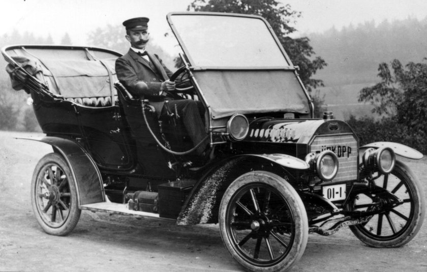 Шофер 19 века