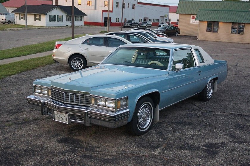 Cadillac 1977