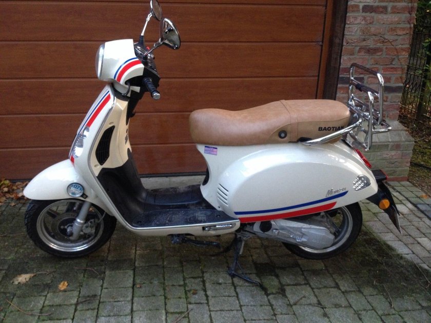 Скутер Баотиан 50