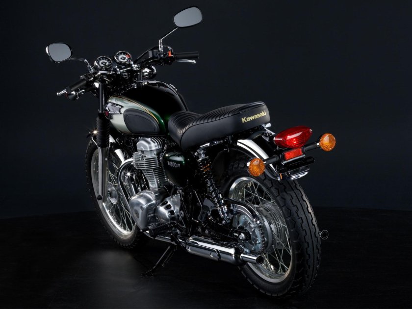 Мотоцикл Kawasaki w800