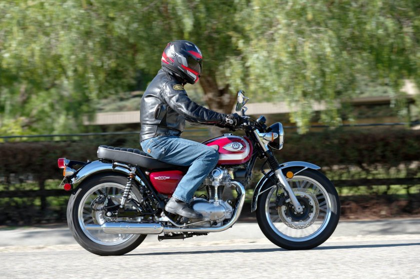 Kawasaki w800 Street