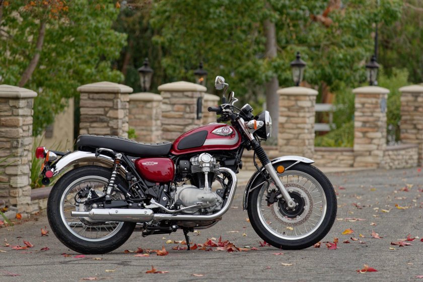 Мотоцикл Кавасаки w800