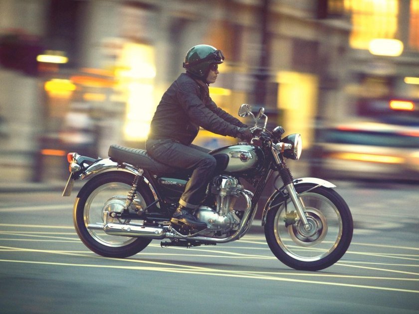 Мотоцикл Kawasaki w800