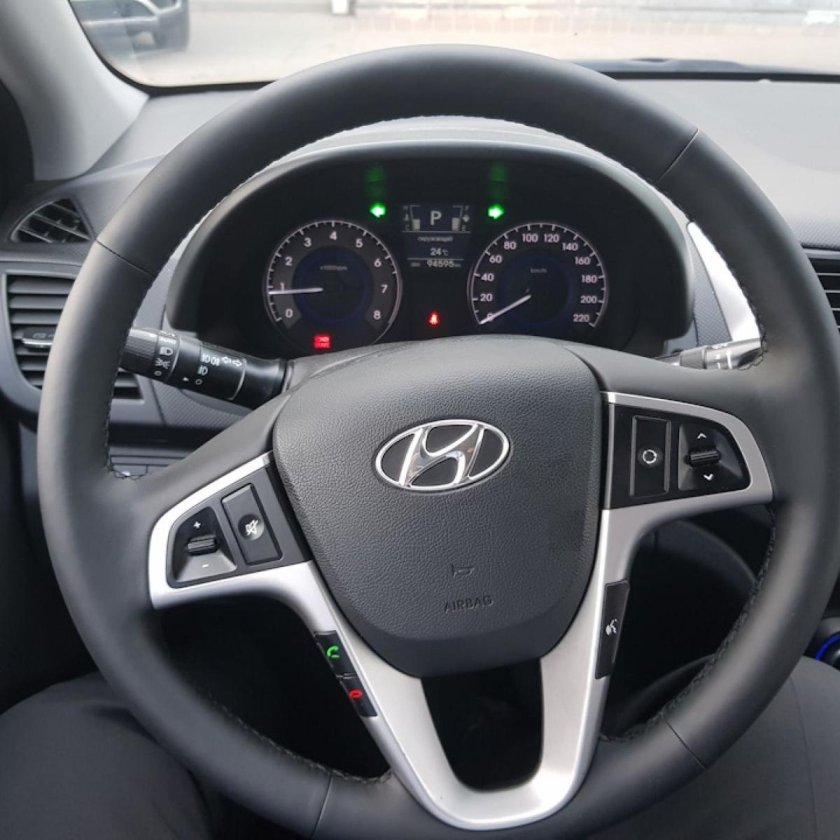 Руль Hyundai Solaris 2011