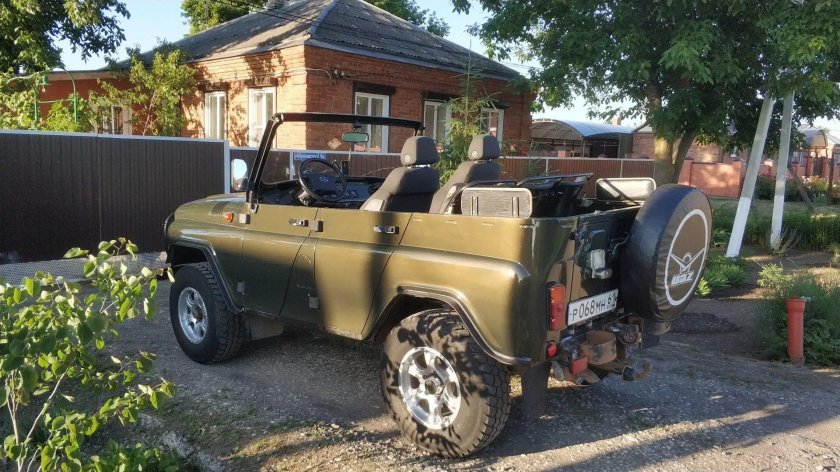 УАЗ 469 купе кабриолет