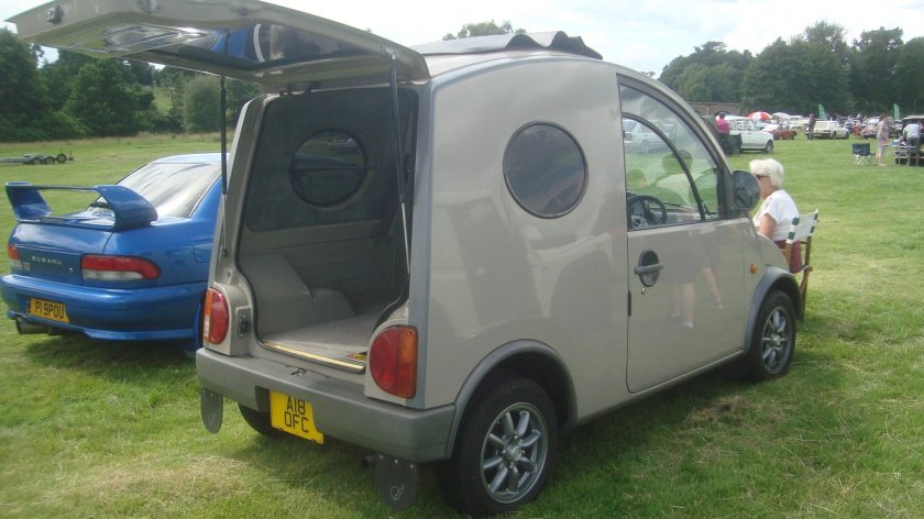 Nissan s-Cargo (1990)