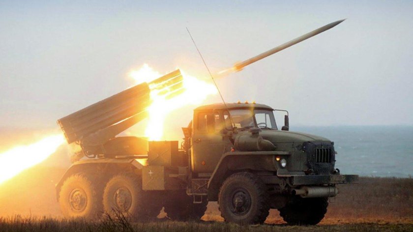 БМ-21 реактивная система залпового огня